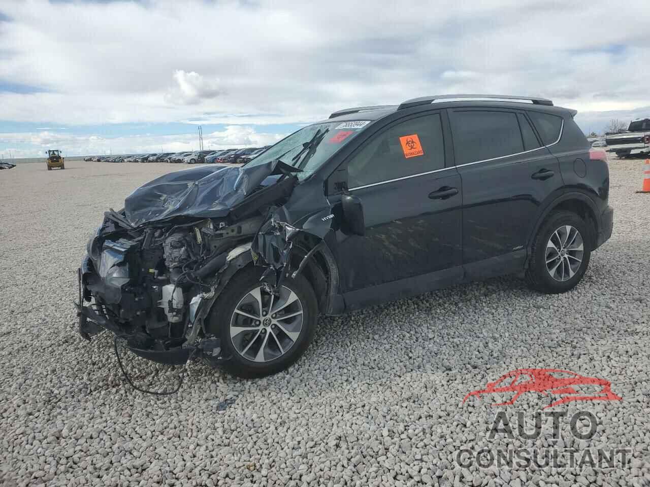 TOYOTA RAV4 2017 - JTMRJREV4HD065001