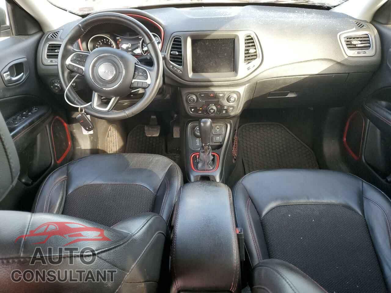JEEP COMPASS 2019 - 3C4NJDDB8KT671685