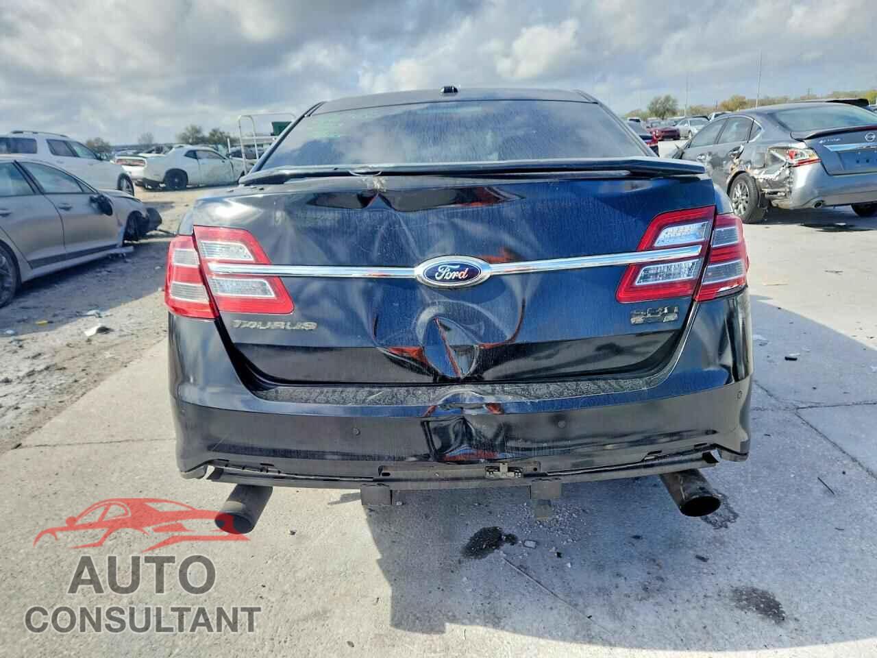 FORD TAURUS 2013 - 1FAHP2KT1DG153734