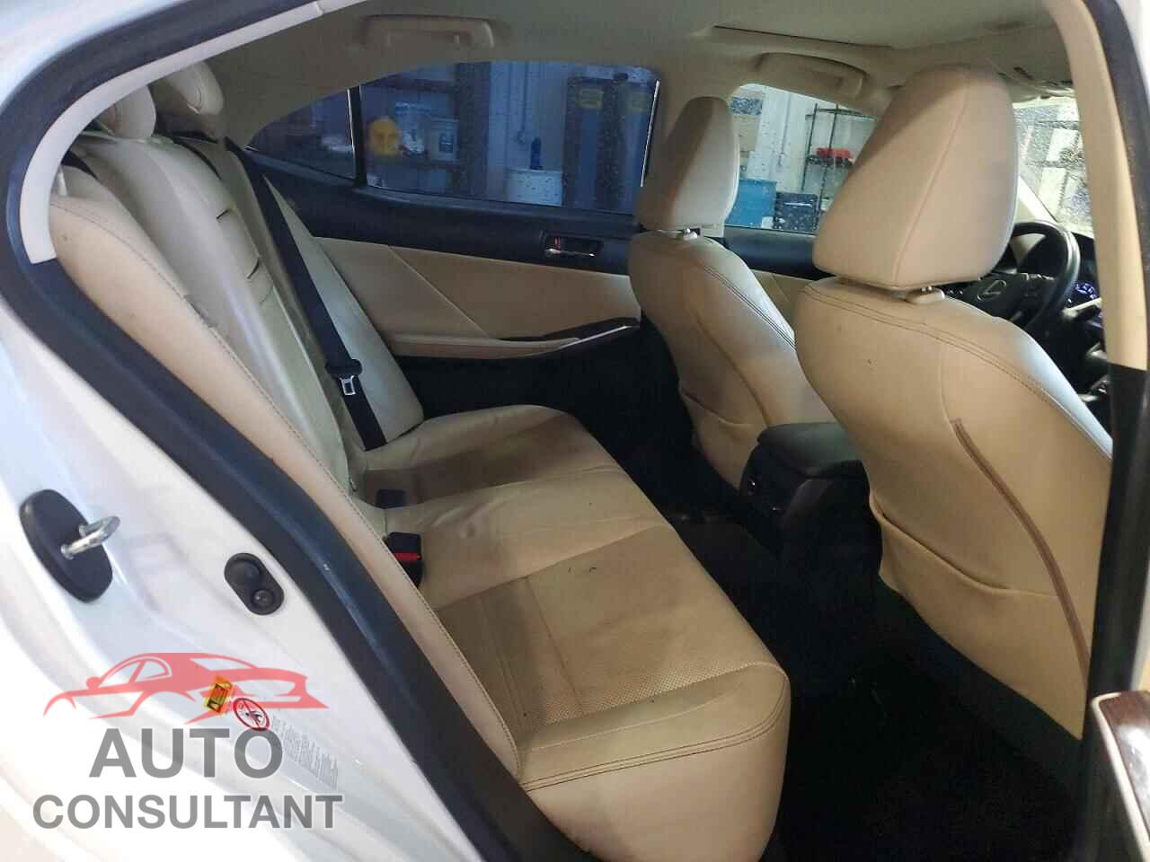 LEXUS IS 2014 - JTHCF1D28E5014394