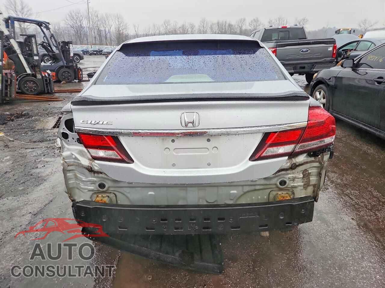 HONDA CIVIC 2013 - 2HGFB2F56DH588766