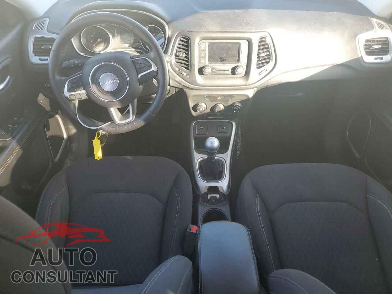 JEEP COMPASS 2017 - 3C4NJCAB4HT643504