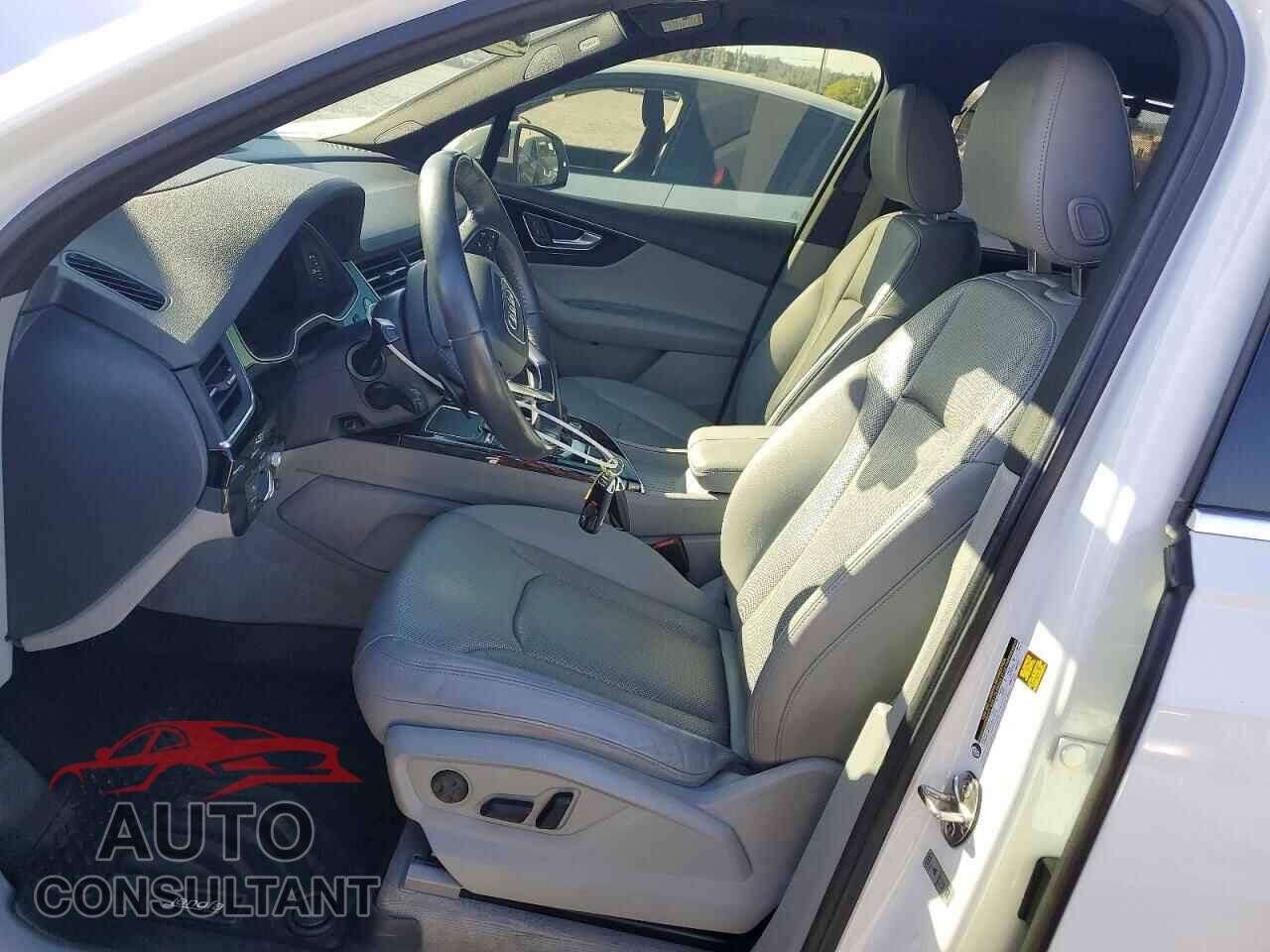 AUDI Q7 2017 - WA1VAAF72HD044299