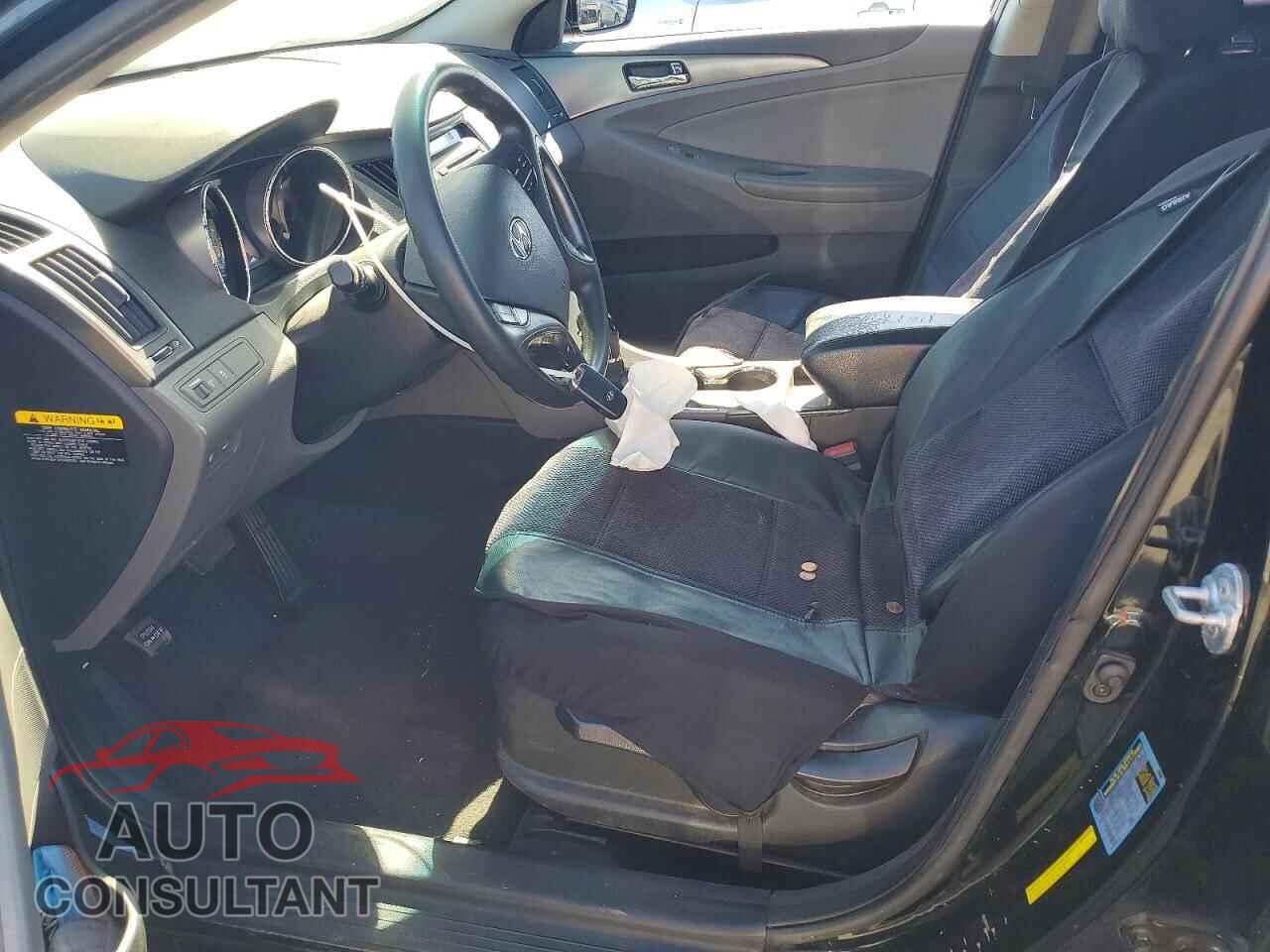 HYUNDAI SONATA 2014 - KMHEC4A45EA113252