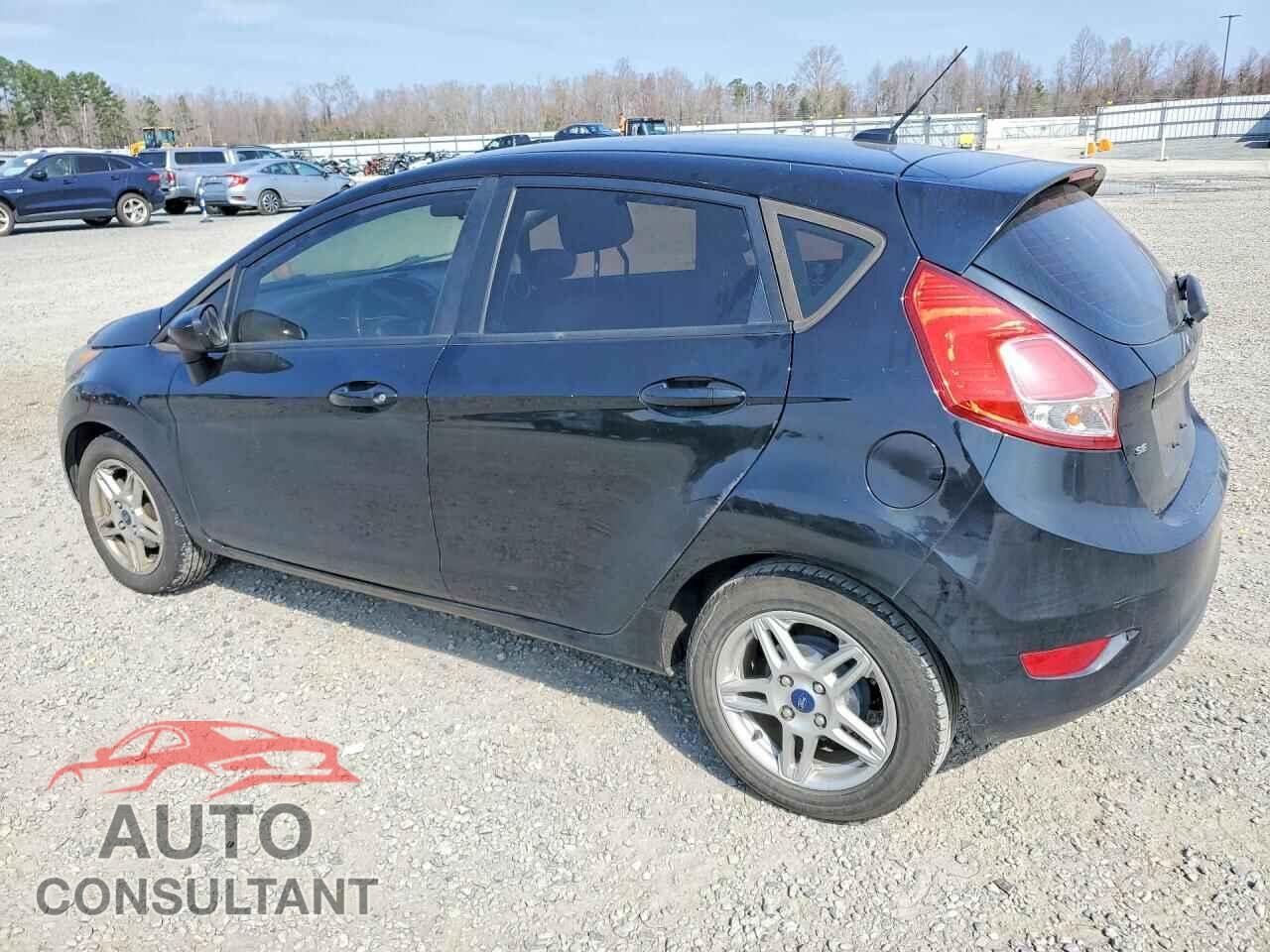 FORD FIESTA 2018 - 3FADP4EJ2JM145406