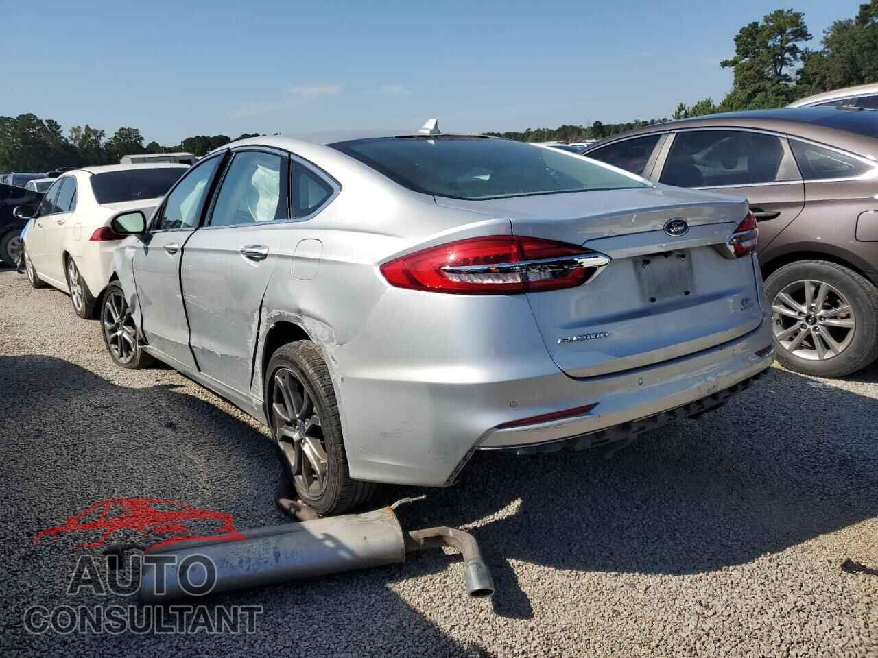 FORD FUSION 2019 - 3FA6P0CD3KR220021