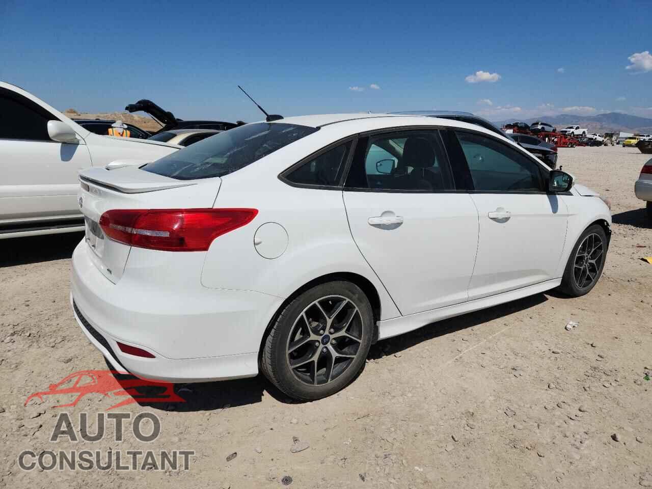 FORD FOCUS 2015 - 1FADP3F2XFL385720