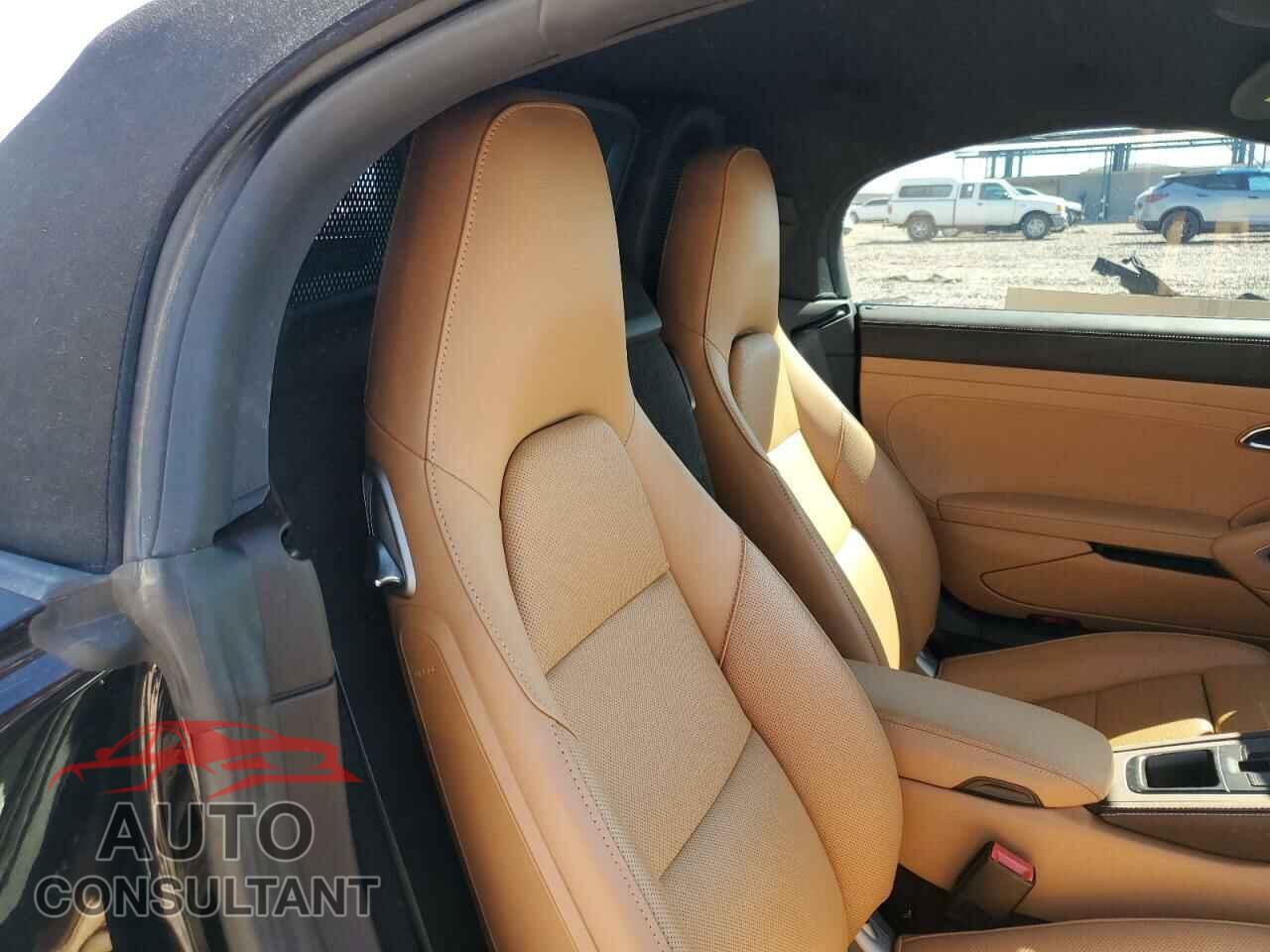 PORSCHE BOXSTER 2019 - WP0CA2A86KS210880