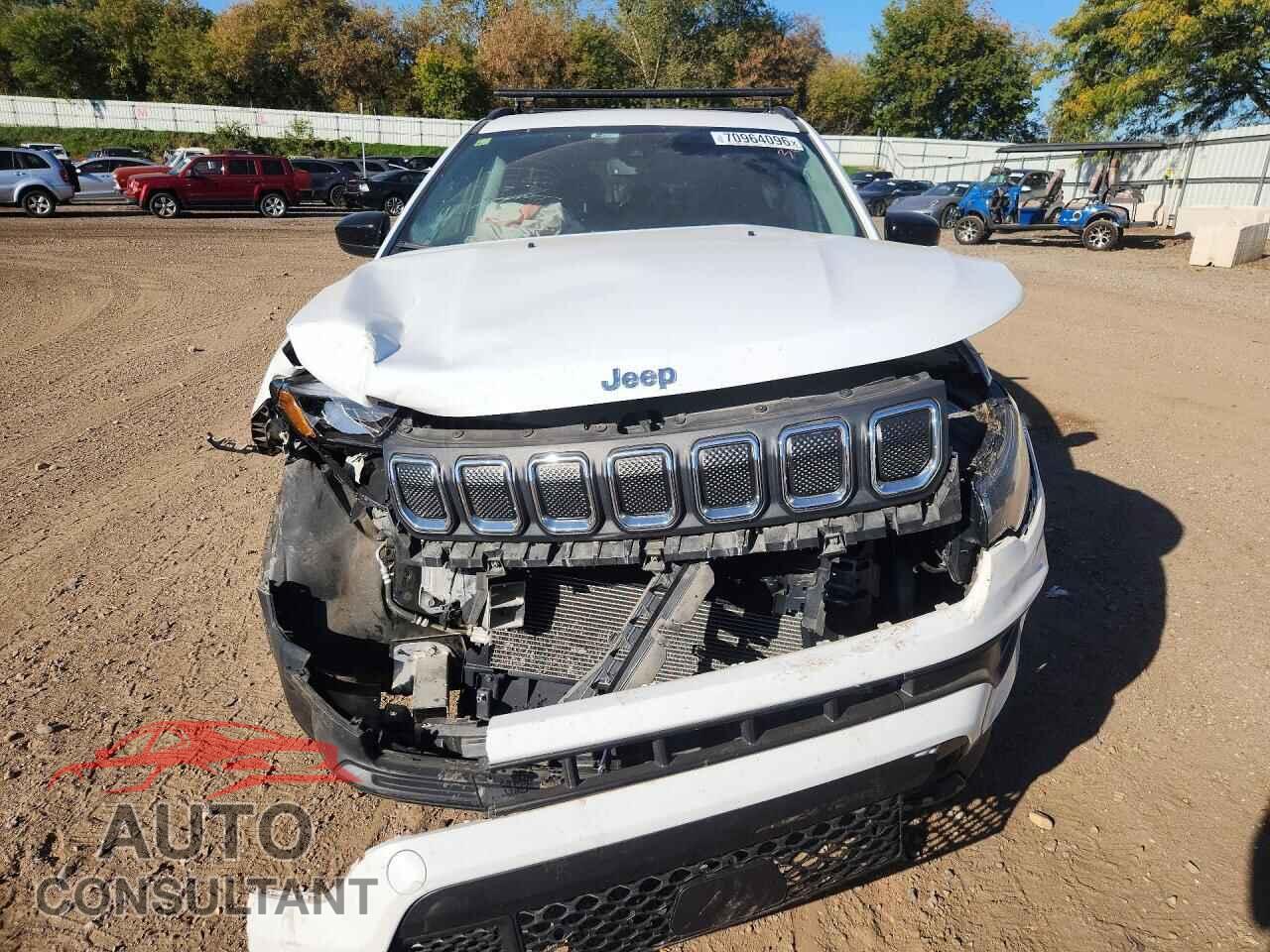 JEEP COMPASS 2022 - 3C4NJDBB8NT178113