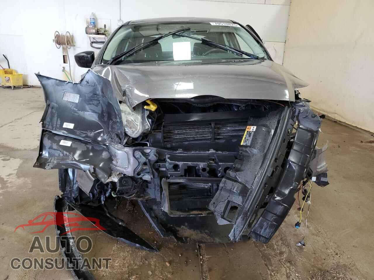 FORD FOCUS 2013 - 1FADP3E2XDL367913