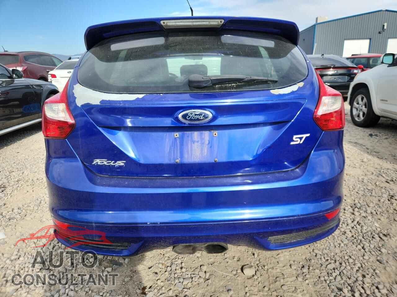 FORD FOCUS 2013 - 1FADP3L9XDL142777