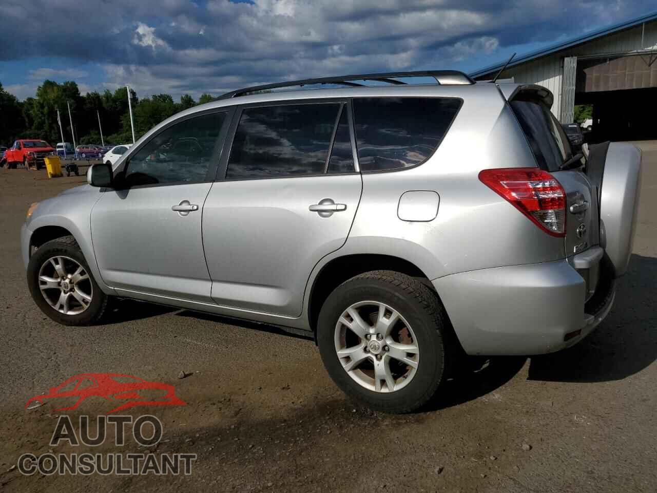 TOYOTA RAV4 2011 - 2T3BF4DV7BW156846