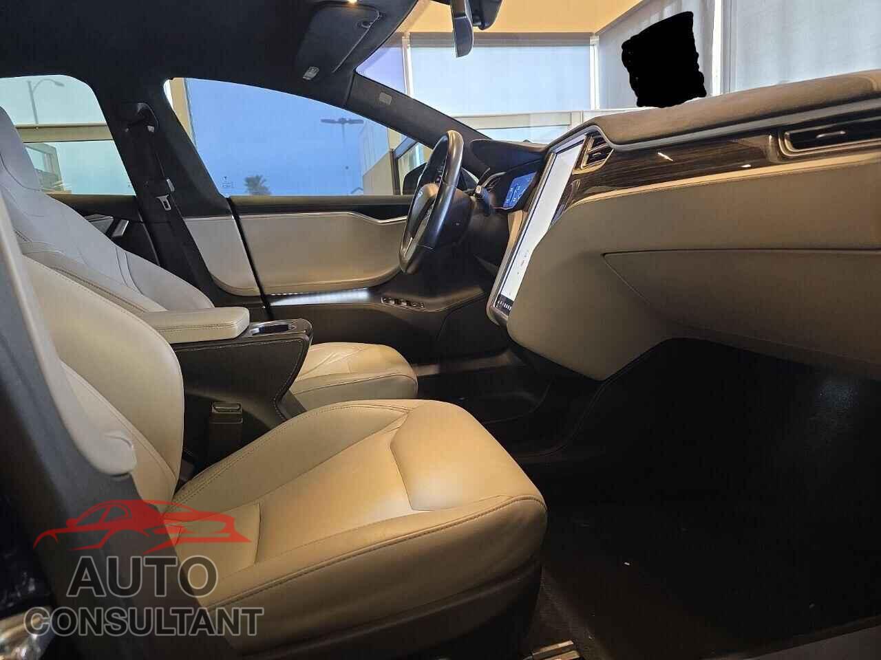 TESLA MODEL S 2015 - 5YJSA1S25FF086846