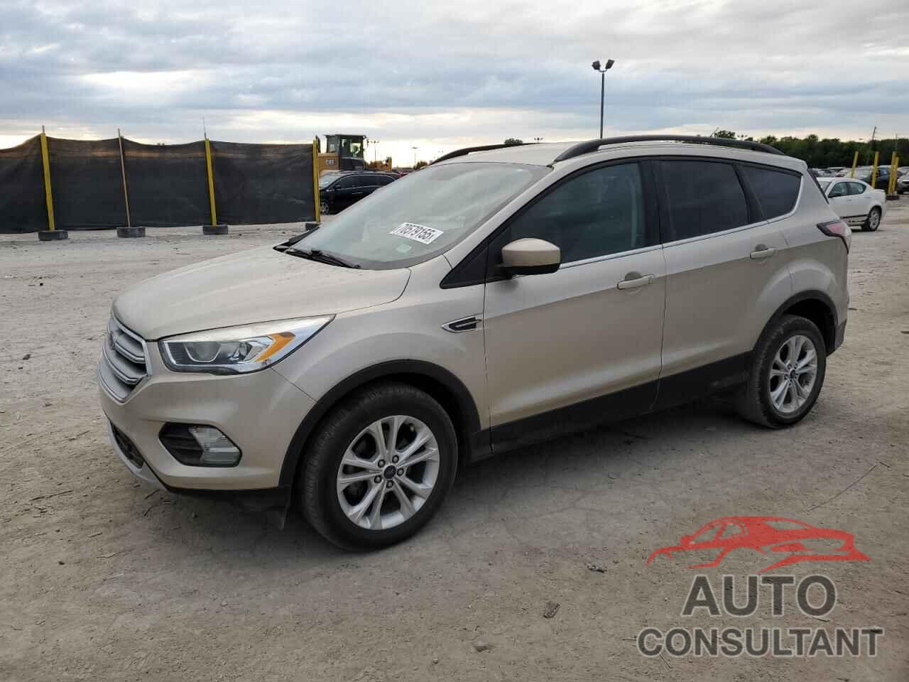 FORD ESCAPE 2017 - 1FMCU0GD4HUE64175