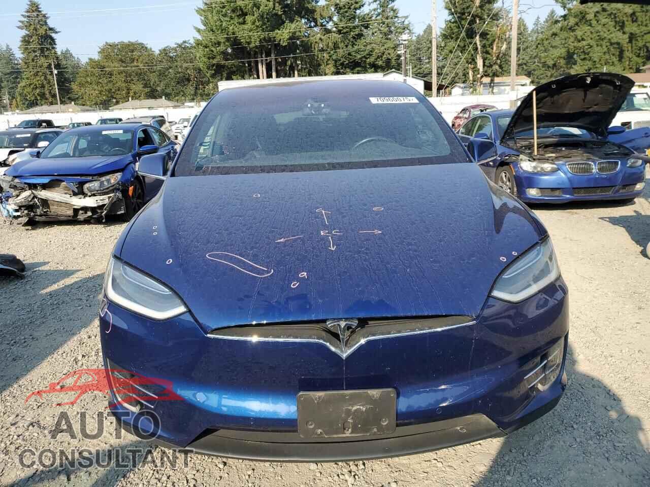 TESLA MODEL X 2016 - 5YJXCBE21GF018787