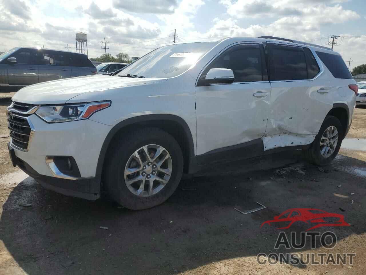 CHEVROLET TRAVERSE 2018 - 1GNEVGKW0JJ152042