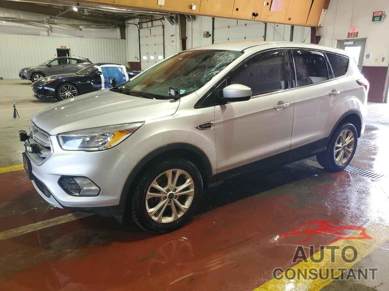 FORD ESCAPE 2019 - 1FMCU9GD8KUB17878