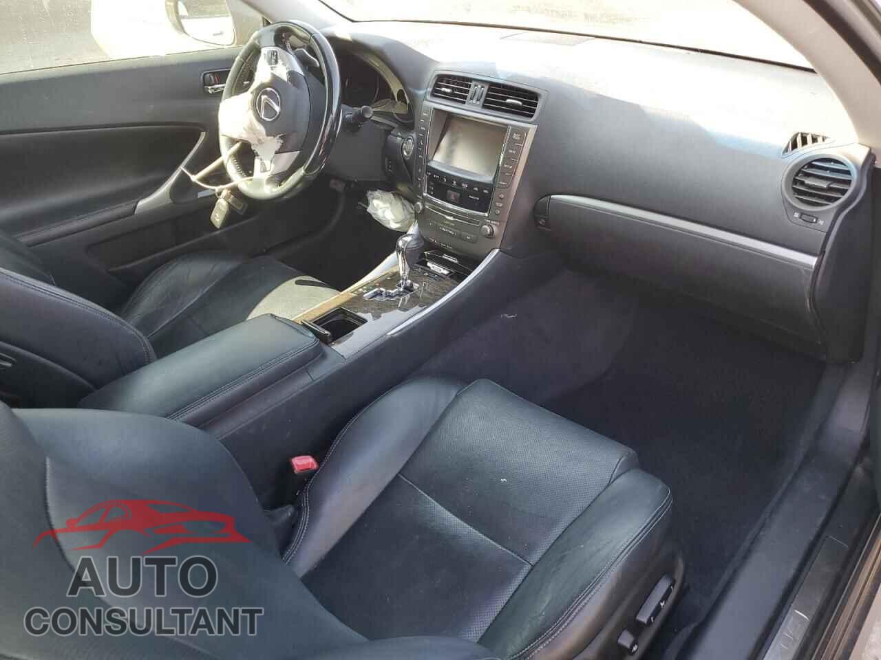 LEXUS IS 2013 - JTHFF2C2XD2527991
