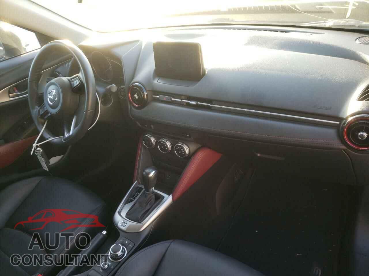 MAZDA CX-3 2018 - JM1DKDC72J0318652