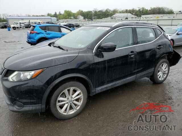 NISSAN ROGUE 2018 - JN1BJ1CR4JW262143