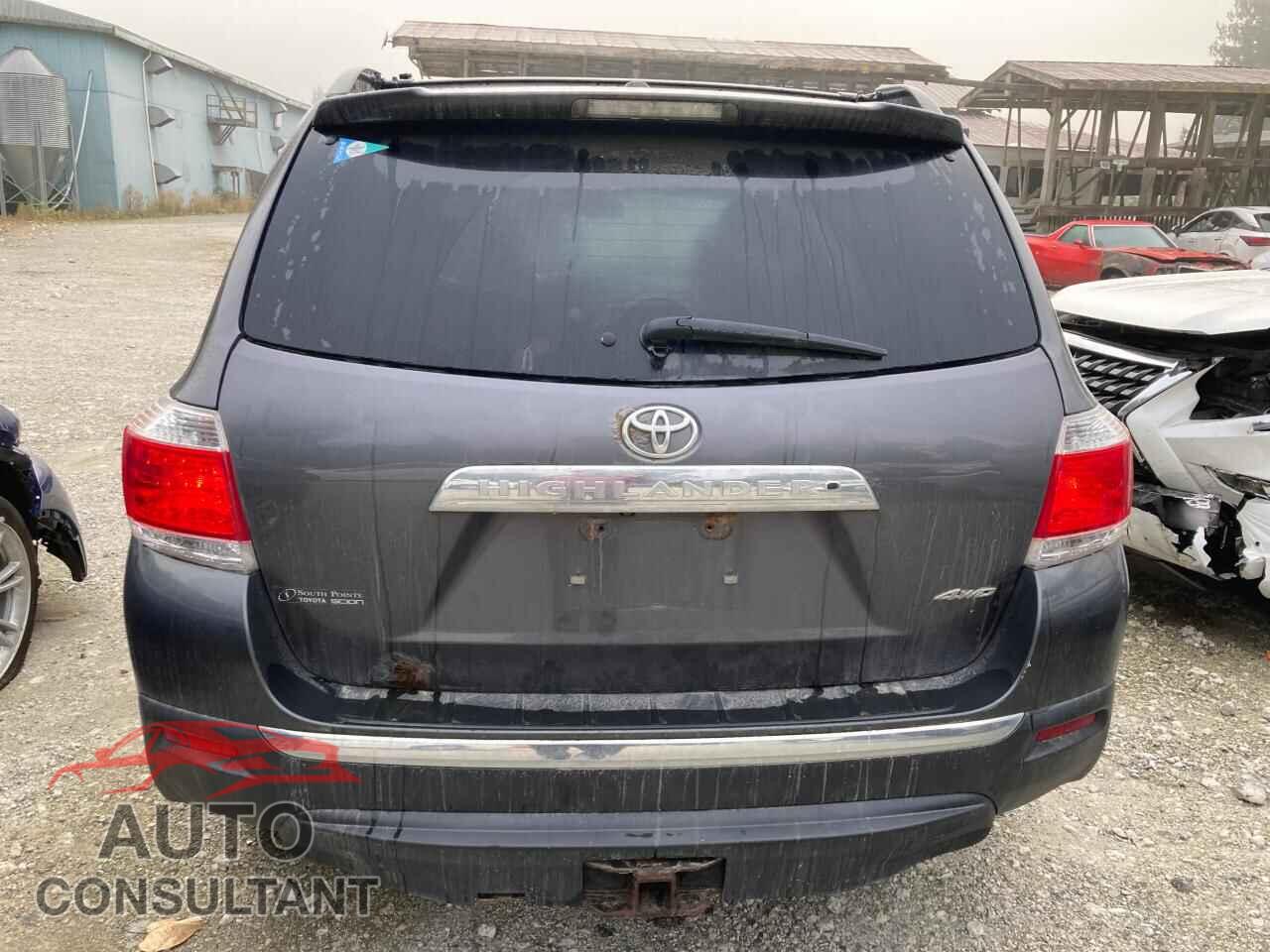 TOYOTA HIGHLANDER 2012 - 5TDBK3EH8CS155044