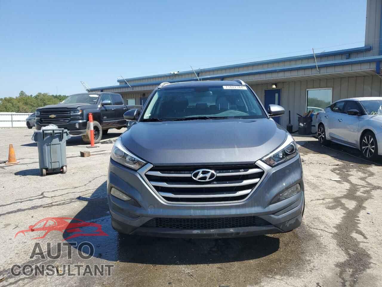 HYUNDAI TUCSON 2017 - KM8J33A47HU432017