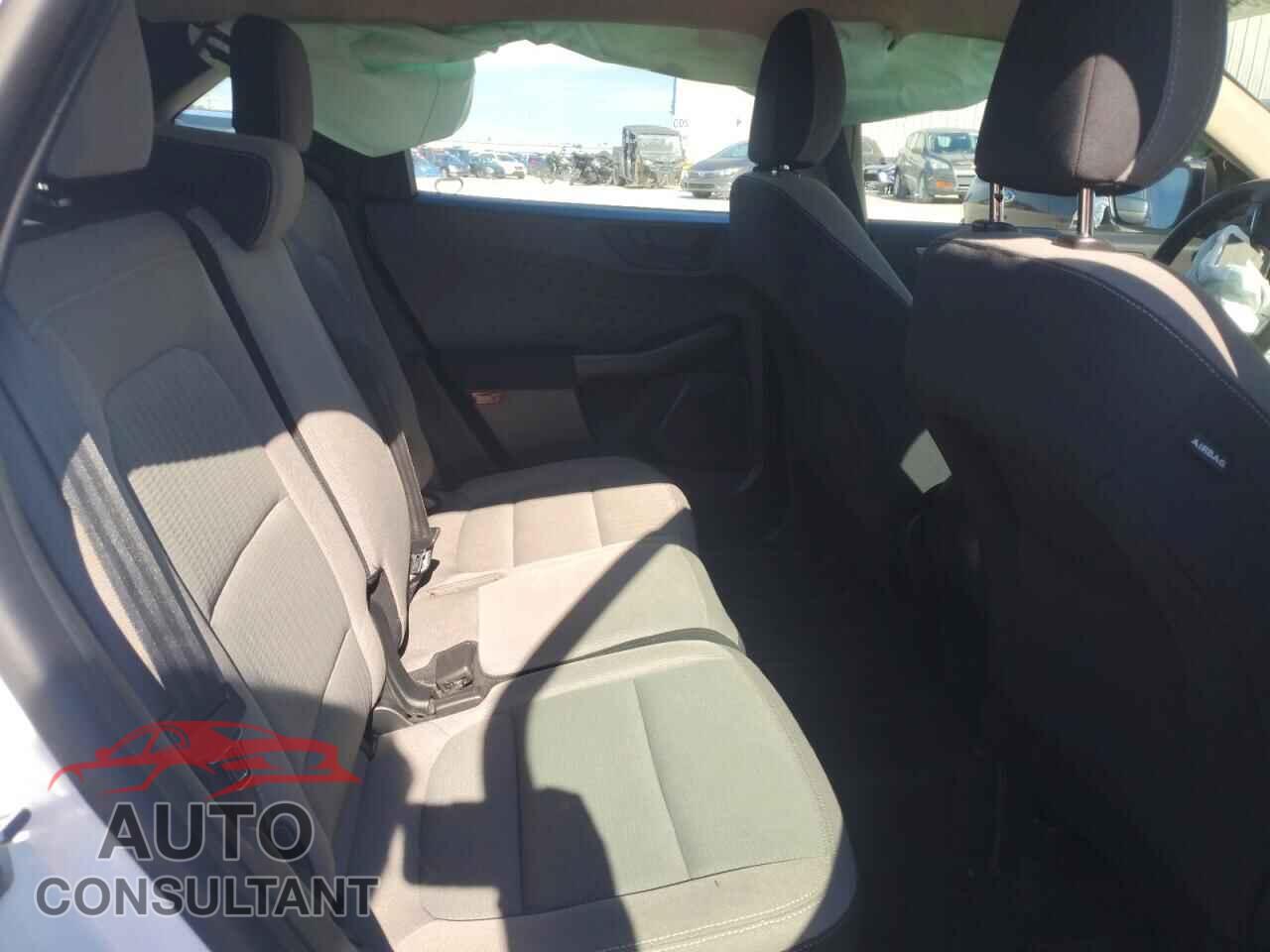 FORD ESCAPE 2020 - 1FMCU0F63LUB95243