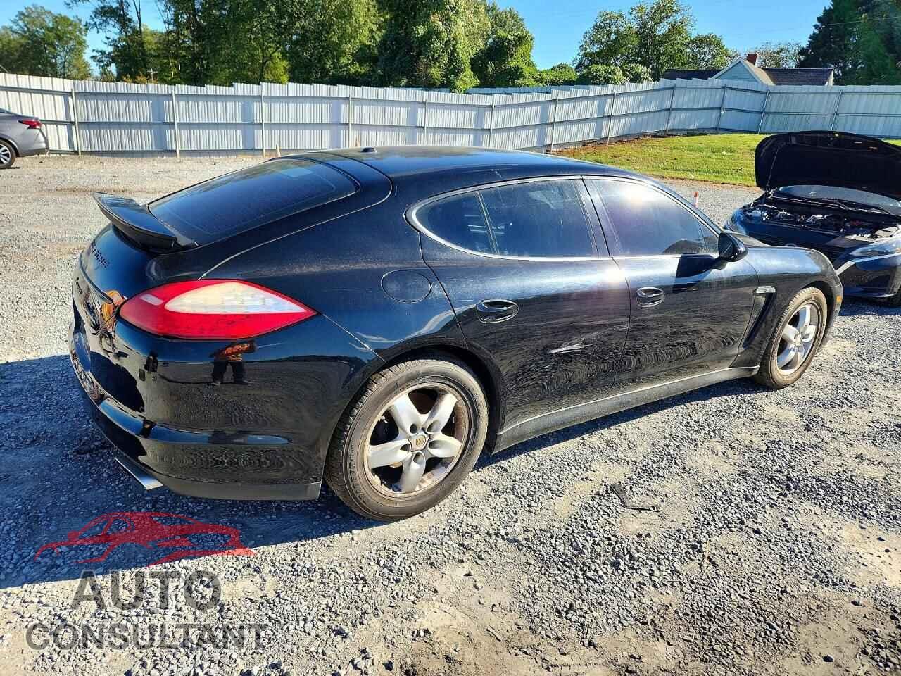 PORSCHE PANAMERA 2011 - WP0AA2A7XBL010772