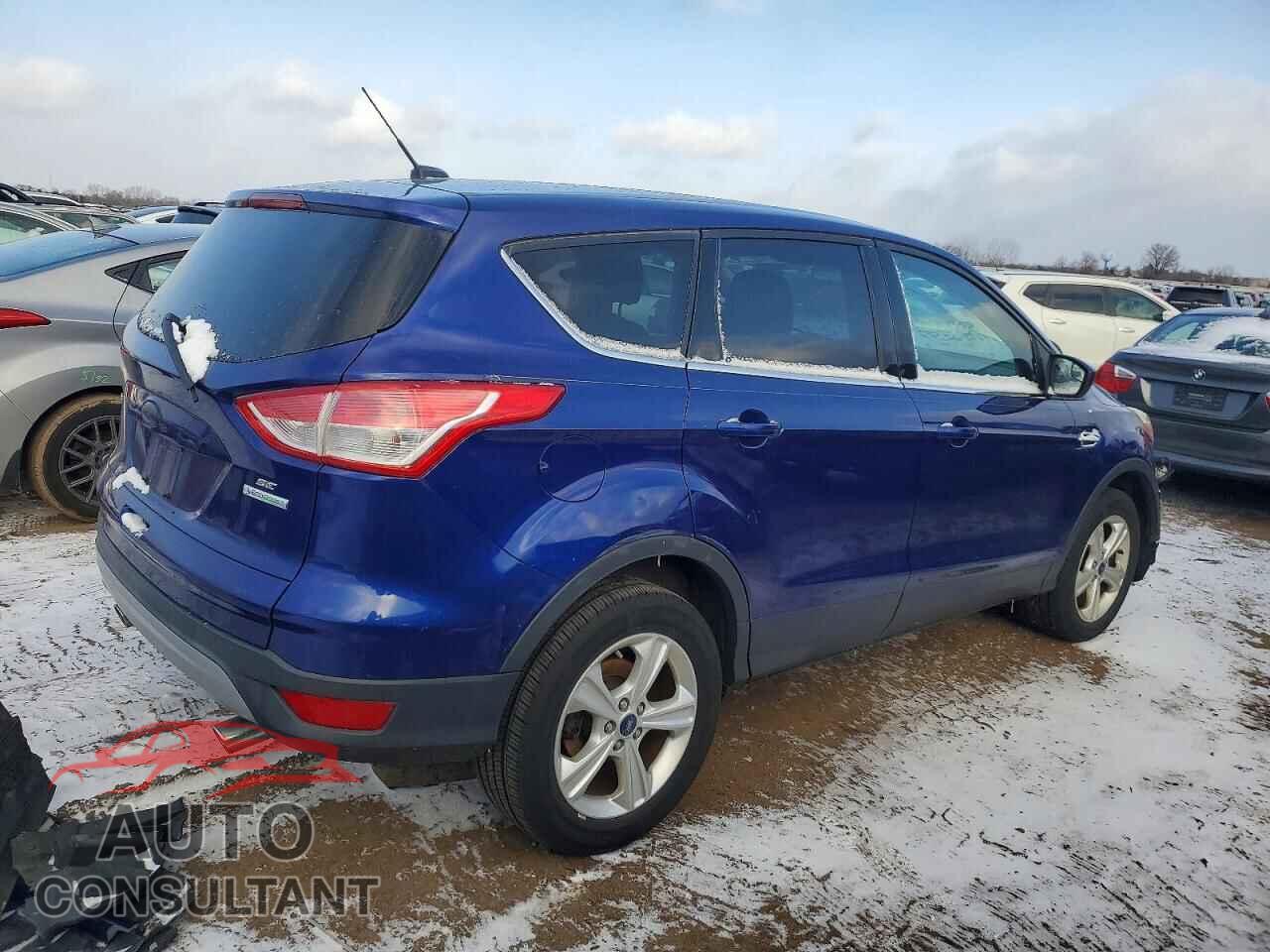 FORD ESCAPE 2013 - 1FMCU0GX8DUB45611