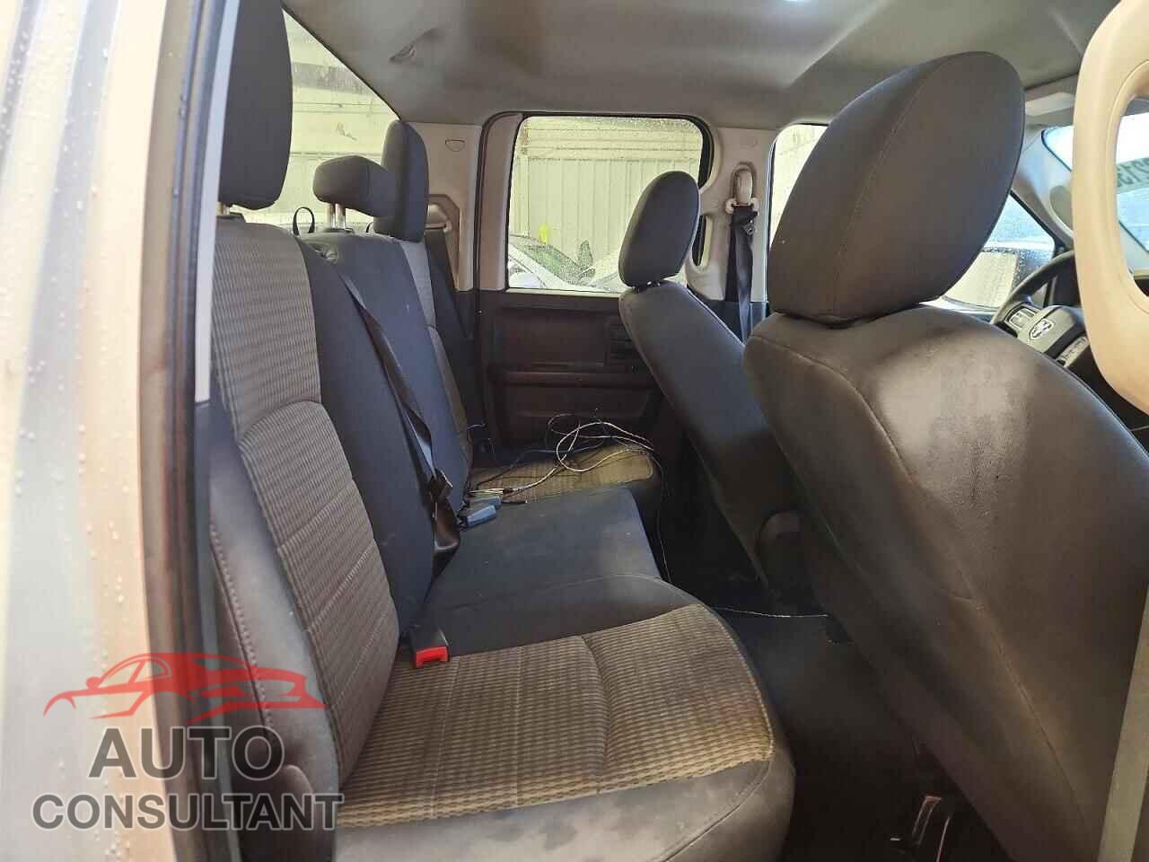 DODGE RAM 1500 2012 - 1C6RD7FP8CS112859