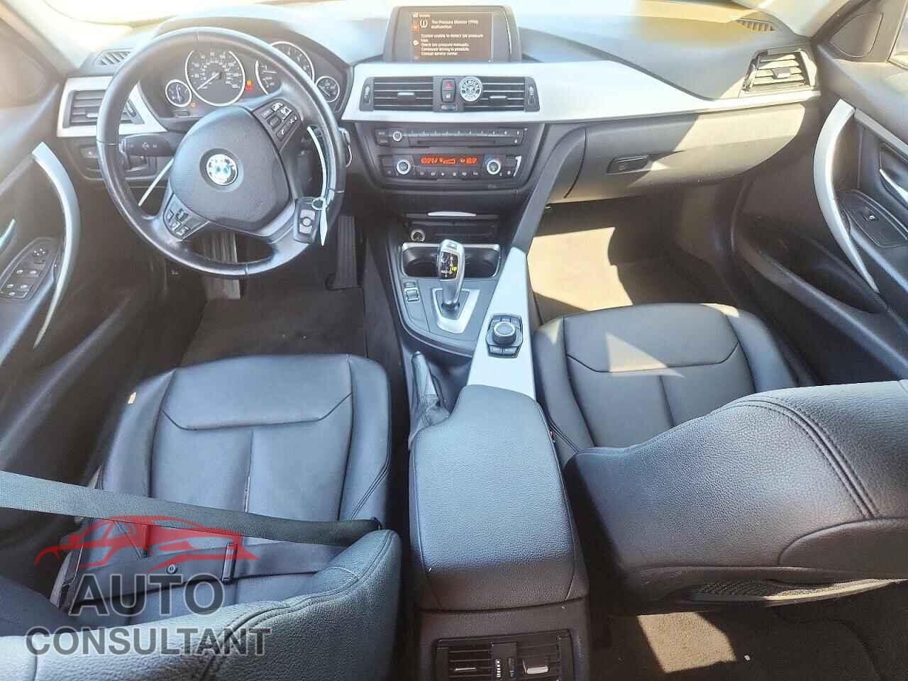 BMW 3 SERIES 2012 - WBA3A5C54CF342547