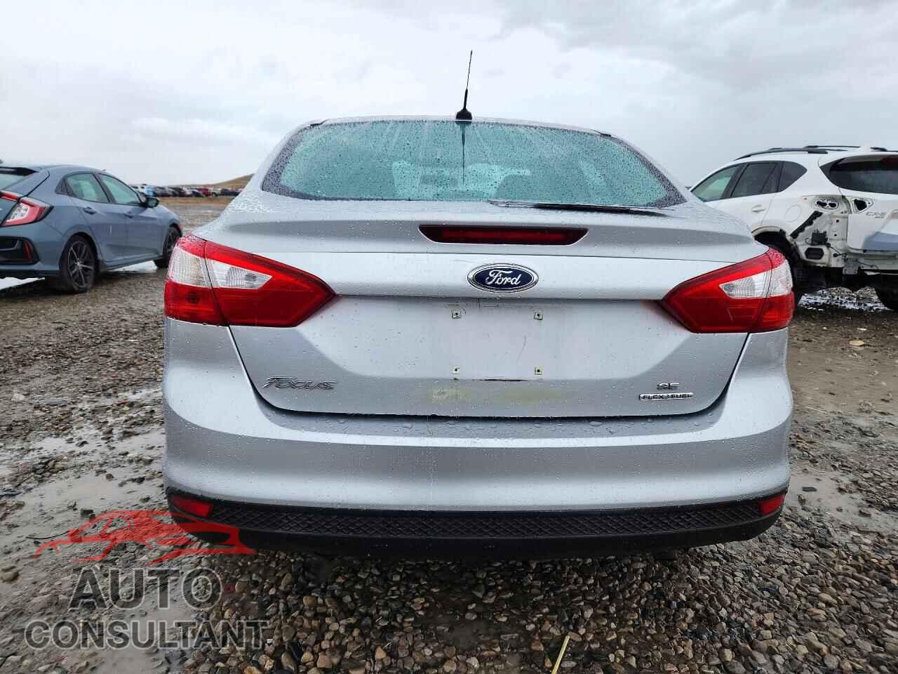 FORD FOCUS 2014 - 1FADP3F27EL230914