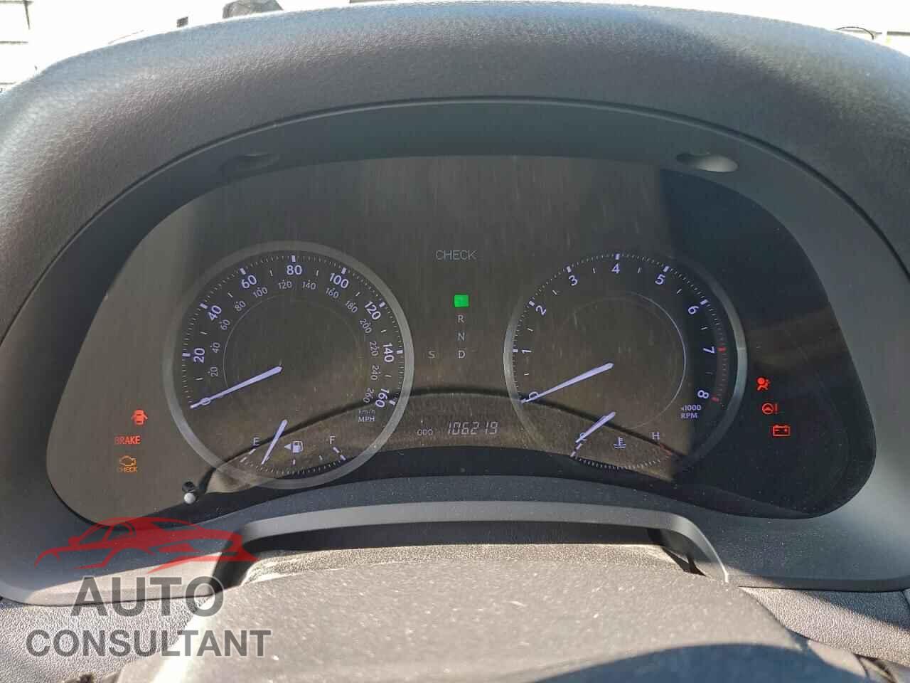 LEXUS IS 2015 - JTHFF2C29F2533333