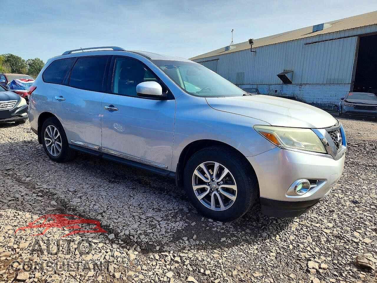 NISSAN PATHFINDER 2013 - 5N1AR2MM5DC621933