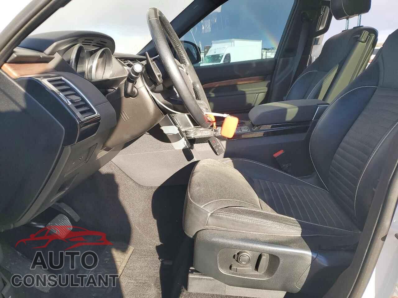 LAND ROVER DISCOVERY 2017 - SALRRBBV9HA045048