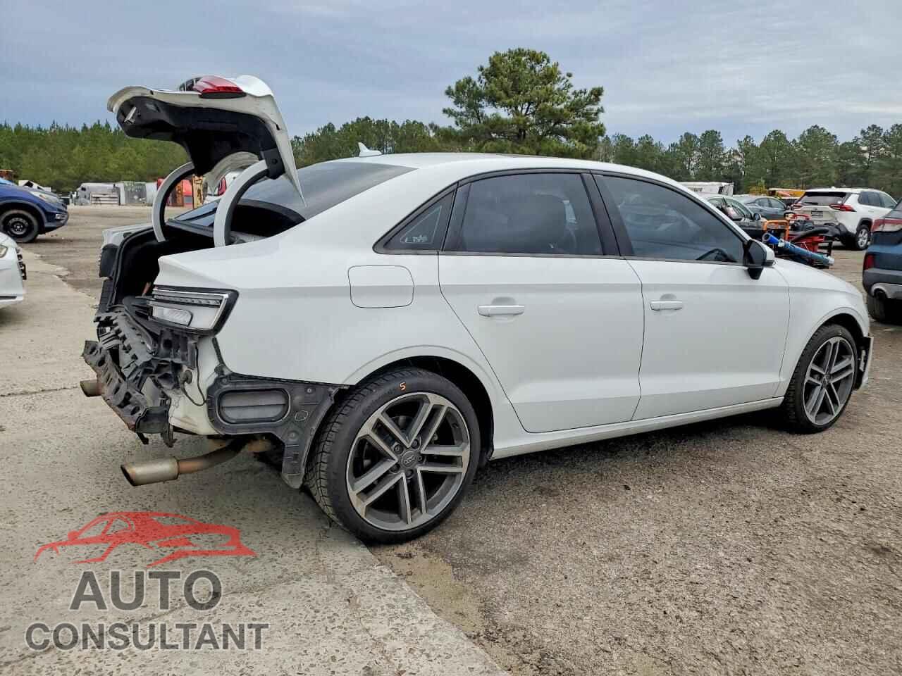 AUDI A3 2017 - WAUB8GFF0H1009192