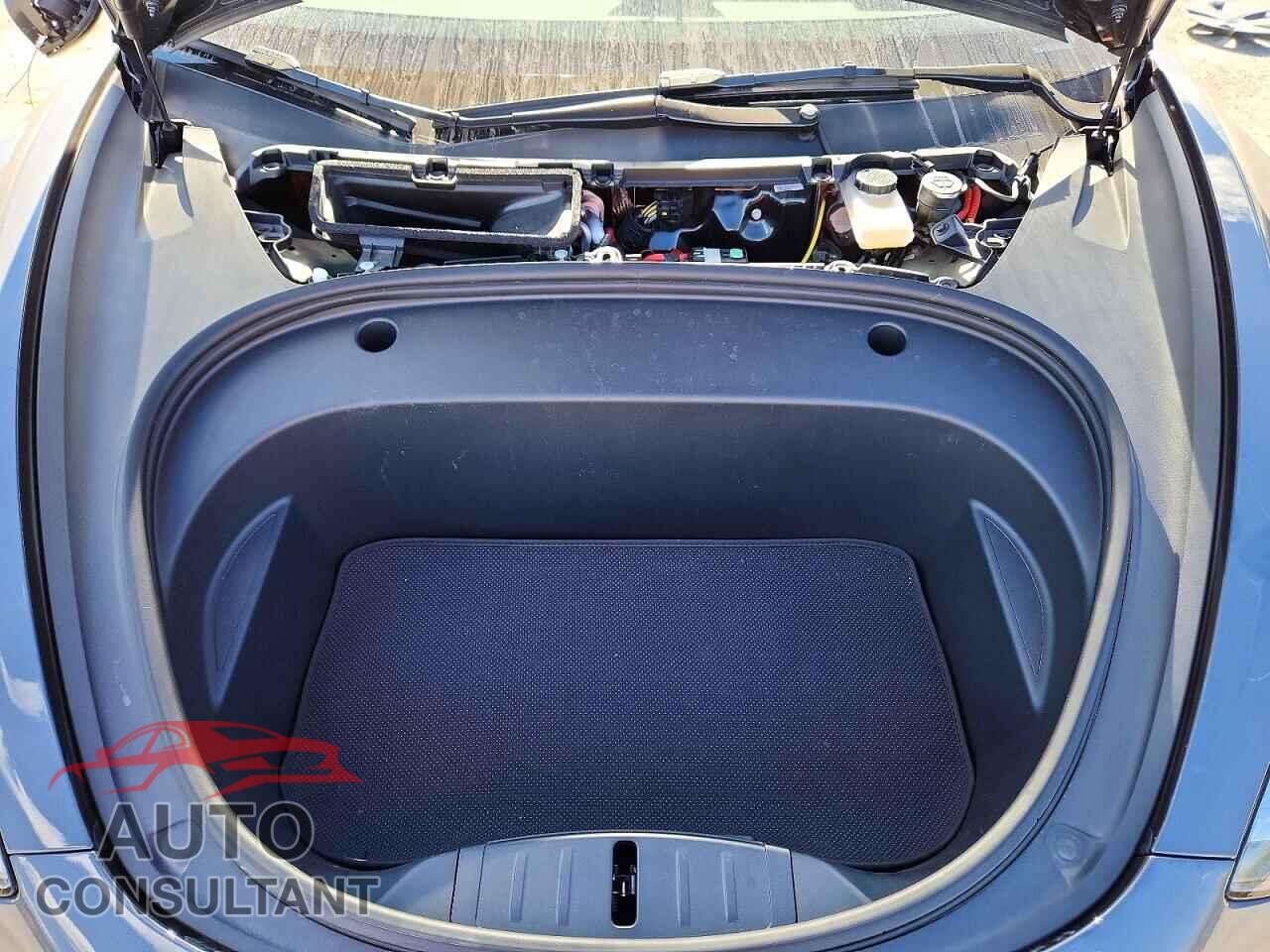 TESLA MODEL 3 2023 - 5YJ3E1EA5PF678485
