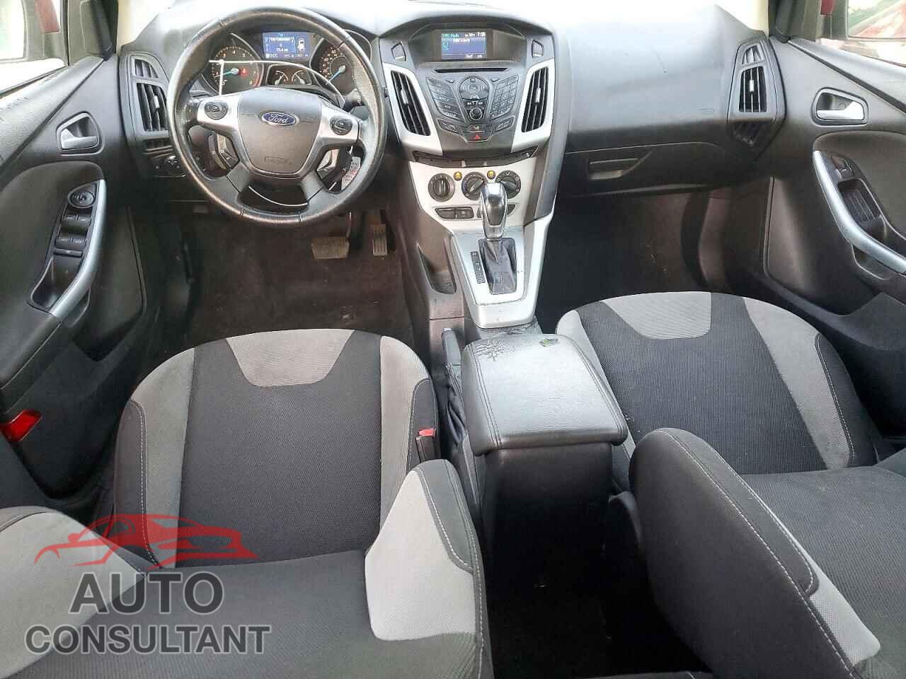 FORD FOCUS 2012 - 1FAHP3K29CL104400