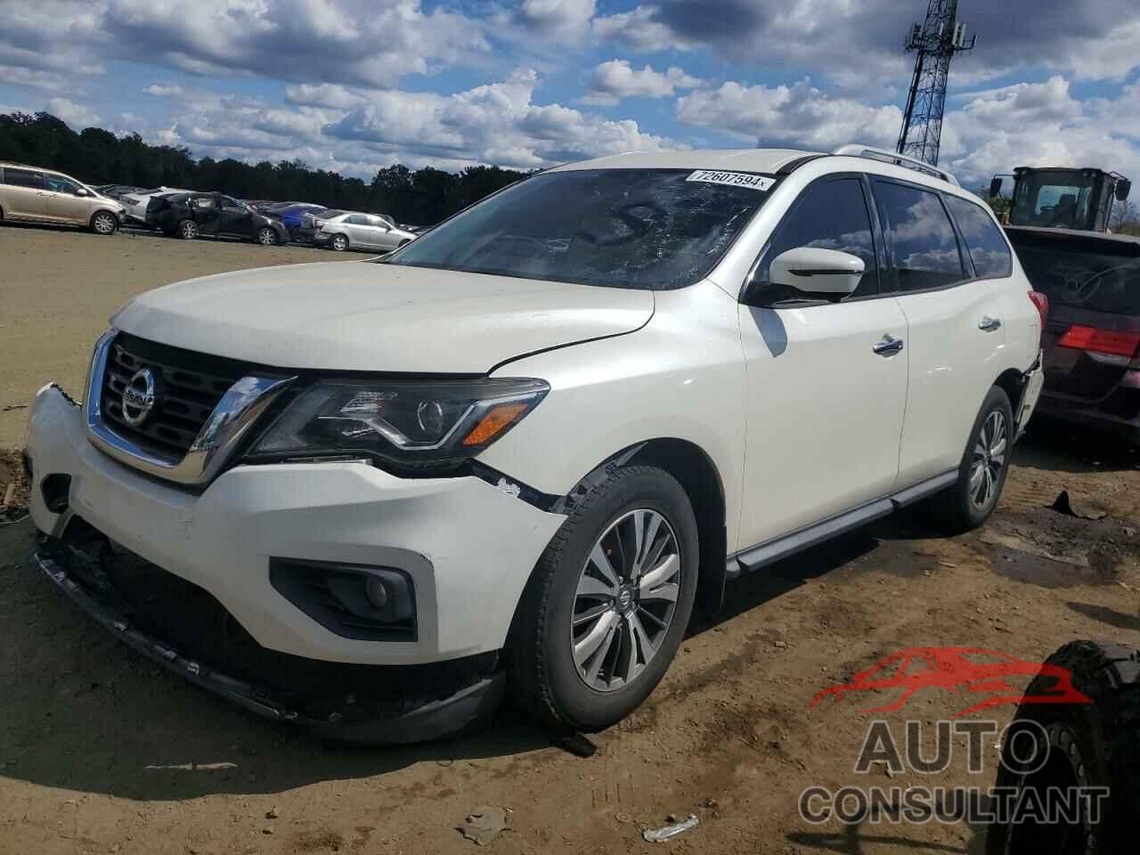 NISSAN PATHFINDER 2017 - 5N1DR2MM5HC644017