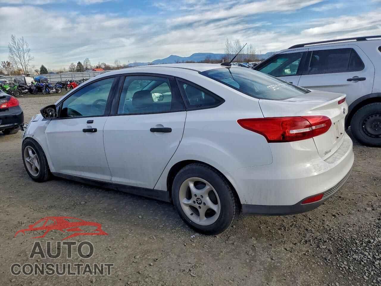 FORD FOCUS 2016 - 1FADP3E28GL310713