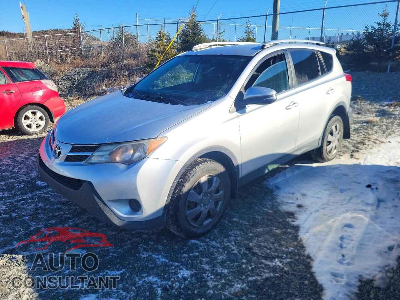 TOYOTA RAV4 2015 - 2T3BFREV2FW259657