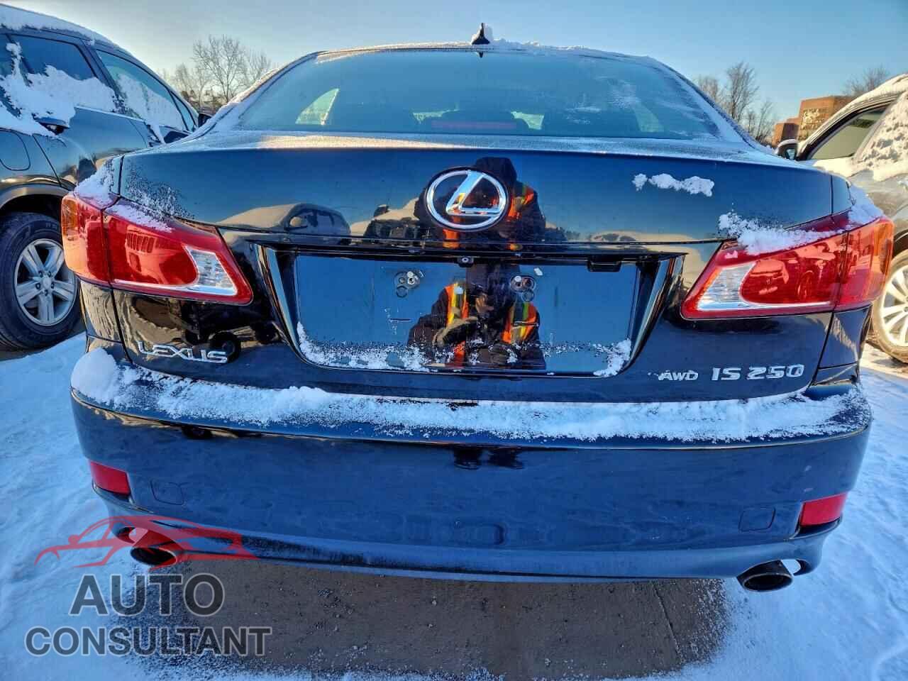 LEXUS IS 2010 - JTHCF5C27A5043579