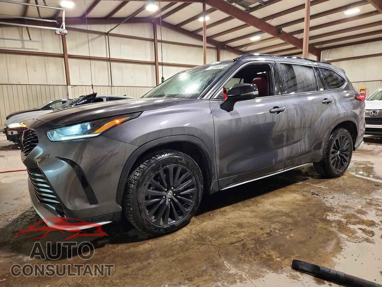 TOYOTA HIGHLANDER 2021 - 5TDJZRBH7MS078036