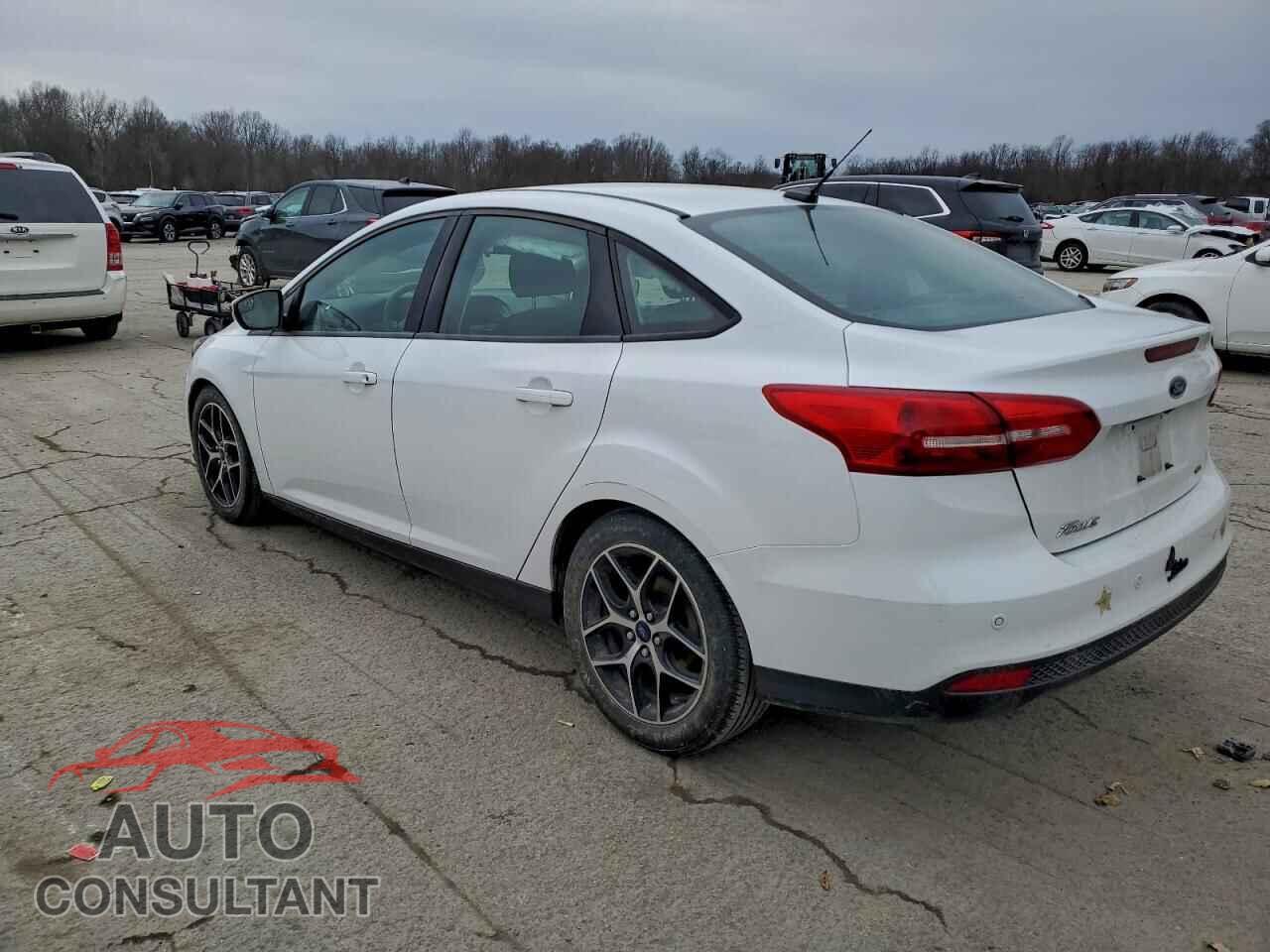 FORD FOCUS 2017 - 1FADP3H21HL331996