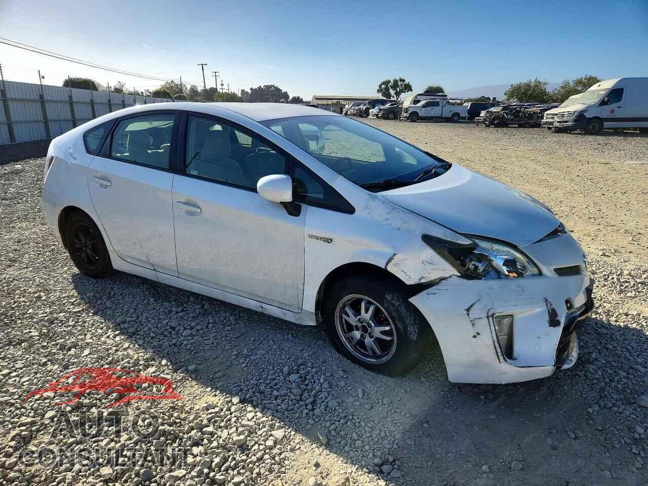 TOYOTA PRIUS 2014 - JTDKN3DU4E0364731