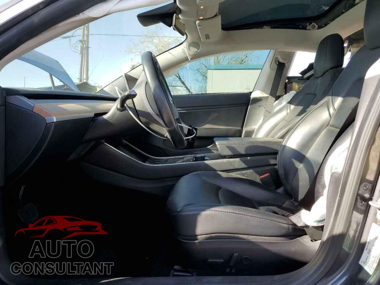 TESLA MODEL 3 2019 - 5YJ3E1EA4KF190265