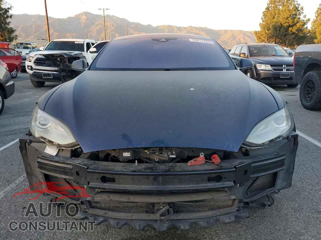 TESLA MODEL S 2014 - 5YJSA1H28EFP65497