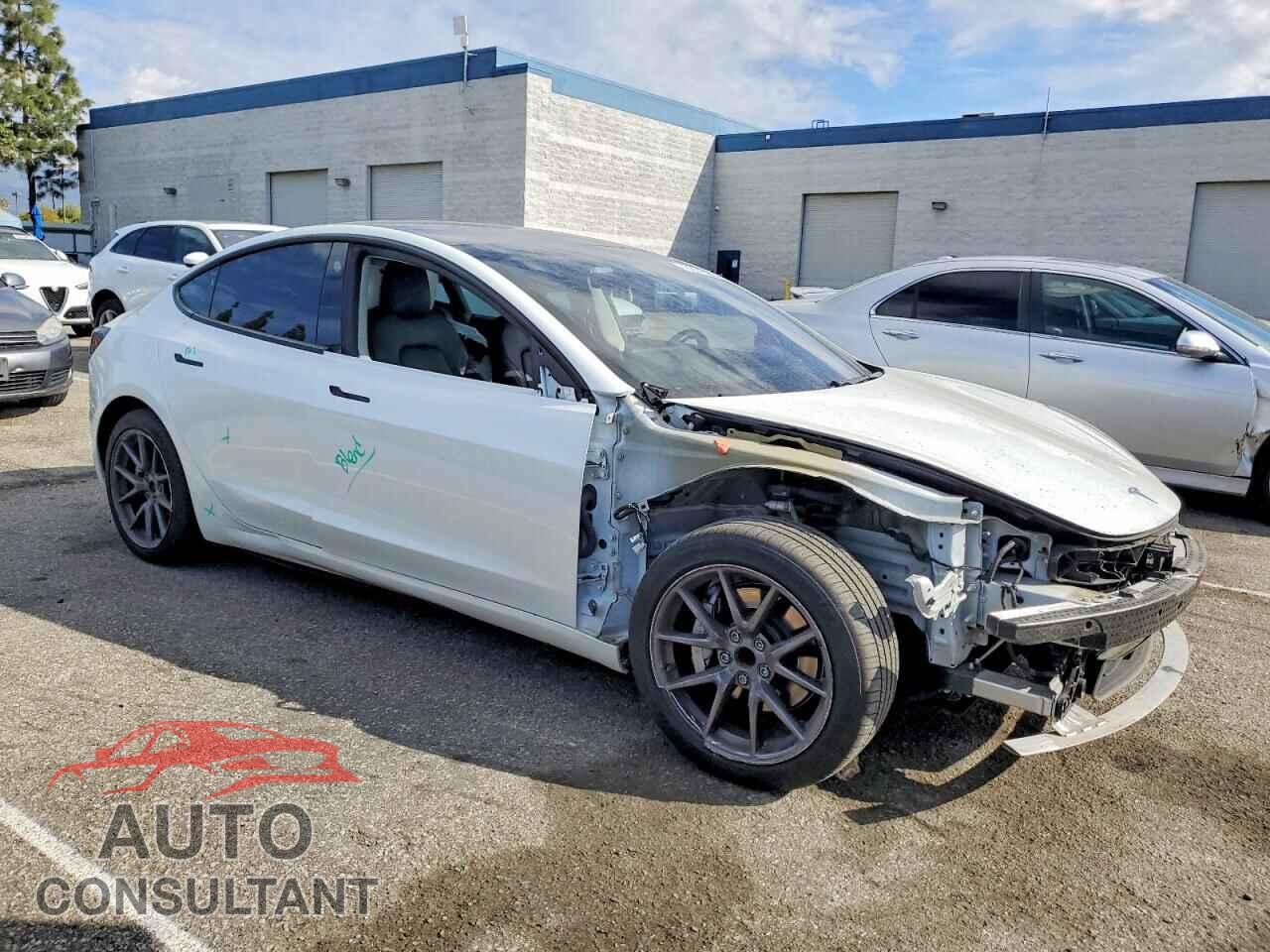 TESLA MODEL 3 2021 - 5YJ3E1EA2MF053120