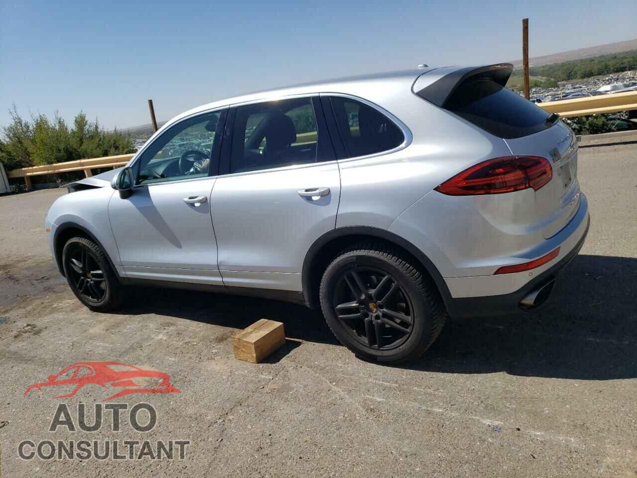 PORSCHE CAYENNE 2016 - WP1AA2A23GLA00787