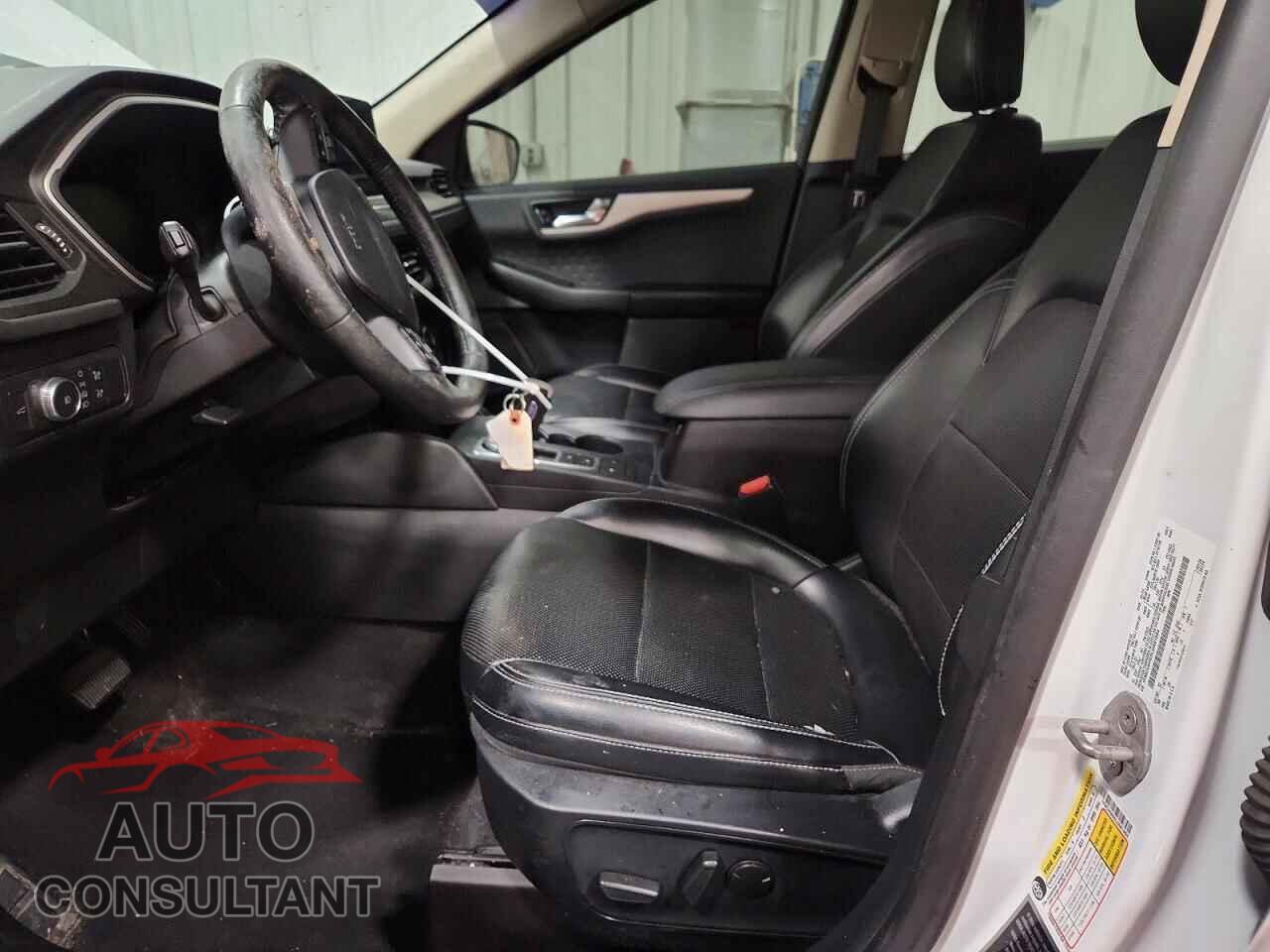 FORD ESCAPE 2020 - 1FMCU0H65LUA81094